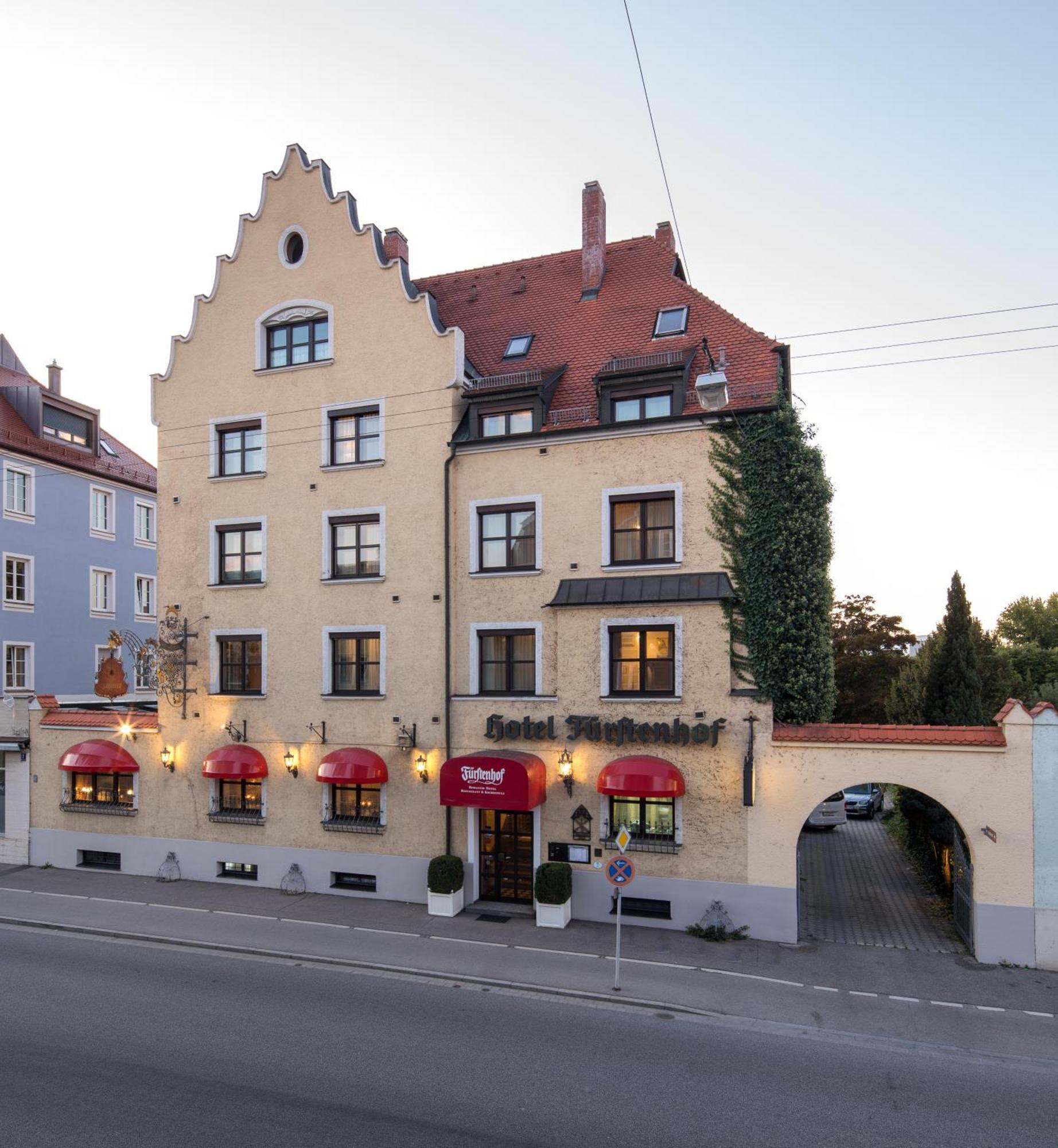 Romantik Hotel Fuerstenhof Landshut Esterno foto